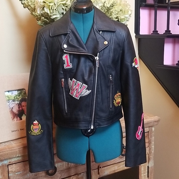 Forever 21 Jackets & Blazers - Forever 21 Faux Leather Moto Patch Jacket - SZ L